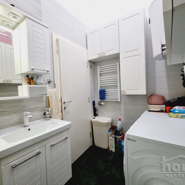 Trosoban stan na prodaju, Centar, Novi Sad, 91m², Prizemlje, 178.000 €