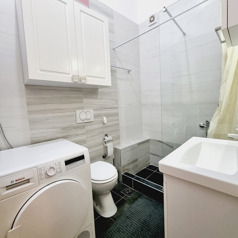 Trosoban stan na prodaju, Centar, Novi Sad, 91m², Prizemlje, 178.000 €