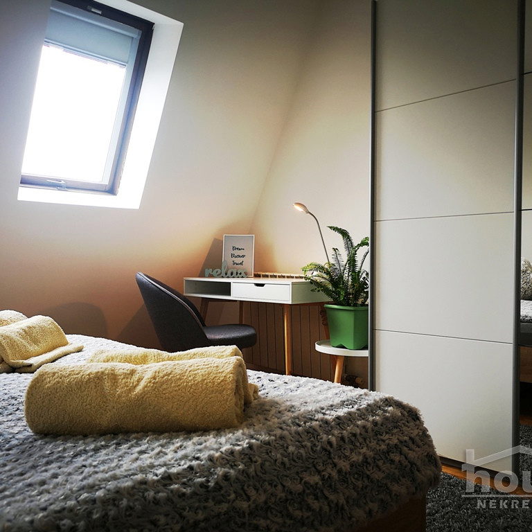 Četvoroiposoban stan na prodaju, Bulevar Evrope, Novi Sad, 90m², 5. sprat, 185.000 €