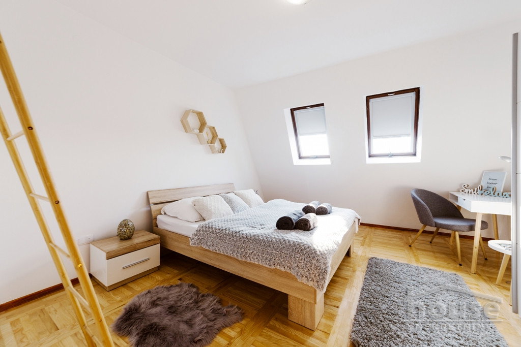 stanovi-4-5-dx-bulevar-evrope-1060148-cvmvt Četvoroiposoban stan na prodaju, Bulevar Evrope, Novi Sad, 90m², 5. sprat, 185.000 €