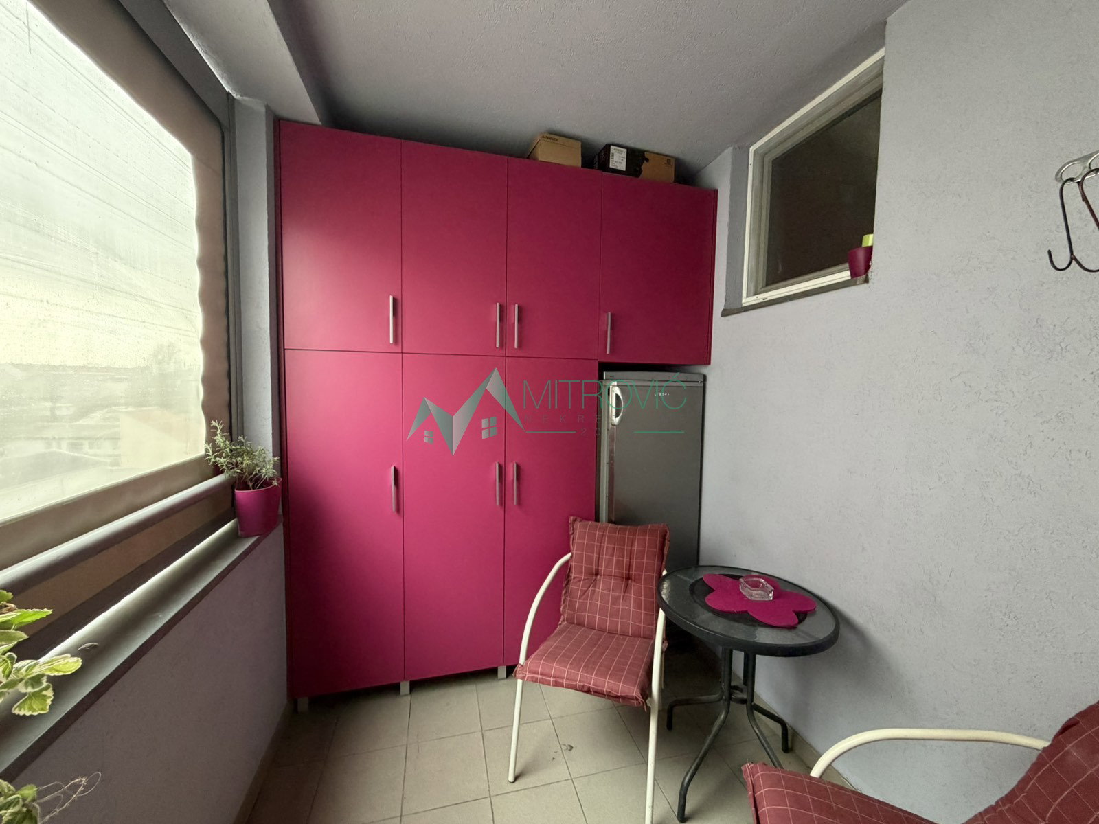 Četvoroiposoban stan na prodaju, Grbavica, Novi Sad, 161m², 464.500 €