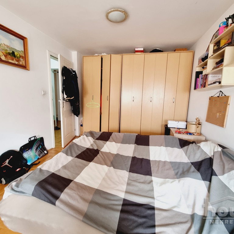 Četvoroiposoban stan na prodaju, Podbara, Novi Sad, 87m², 195.700 €