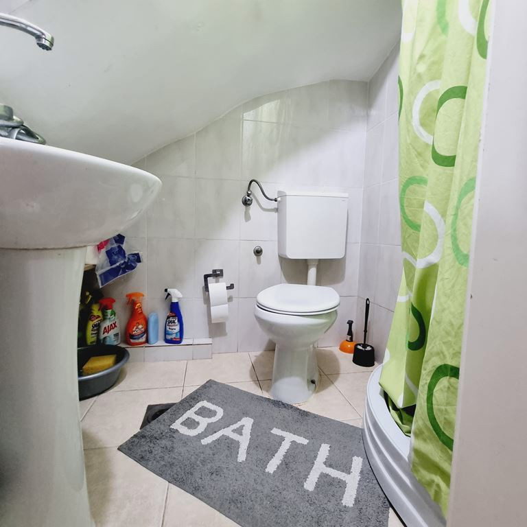 Četvoroiposoban stan na prodaju, Podbara, Novi Sad, 87m², 195.700 €