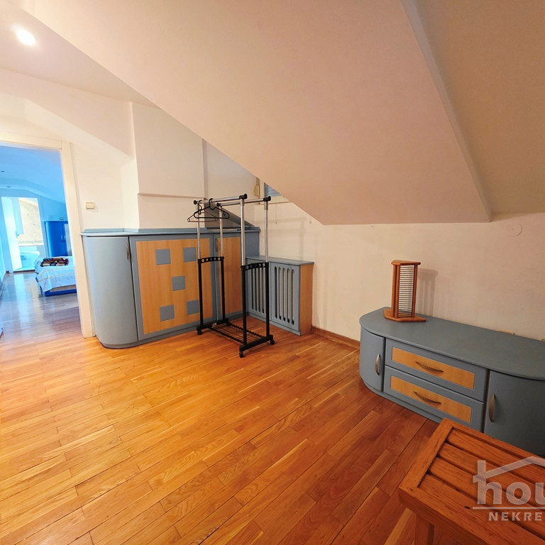 Četvoroiposoban stan na prodaju, Bulevar Oslobođenja, Novi Sad, 145m², 5. sprat, 246.500 €