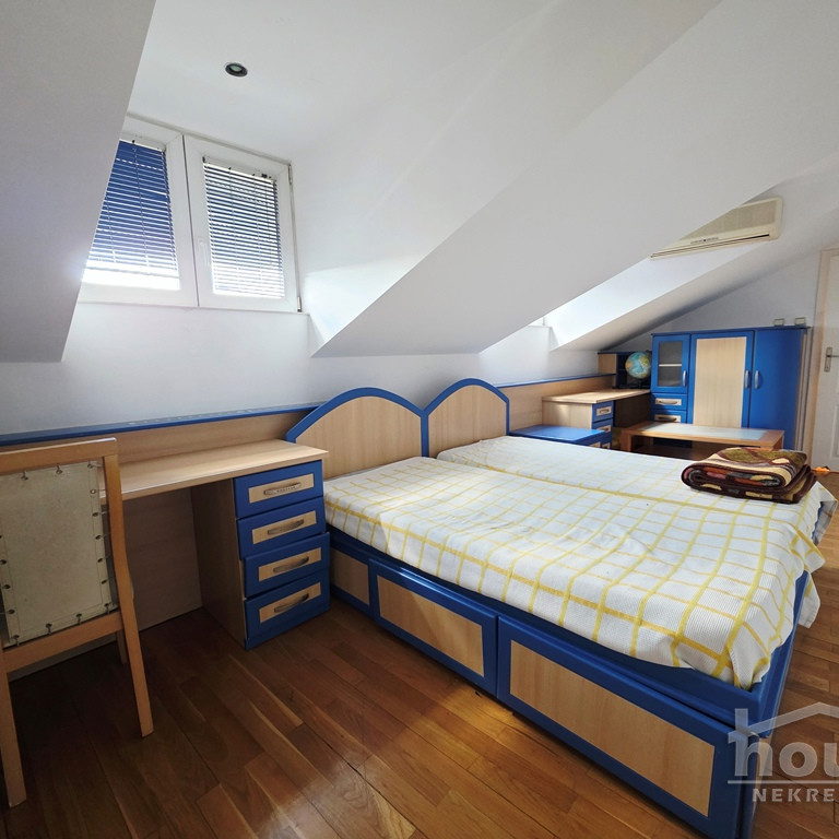 Četvoroiposoban stan na prodaju, Bulevar Oslobođenja, Novi Sad, 145m², 5. sprat, 246.500 €