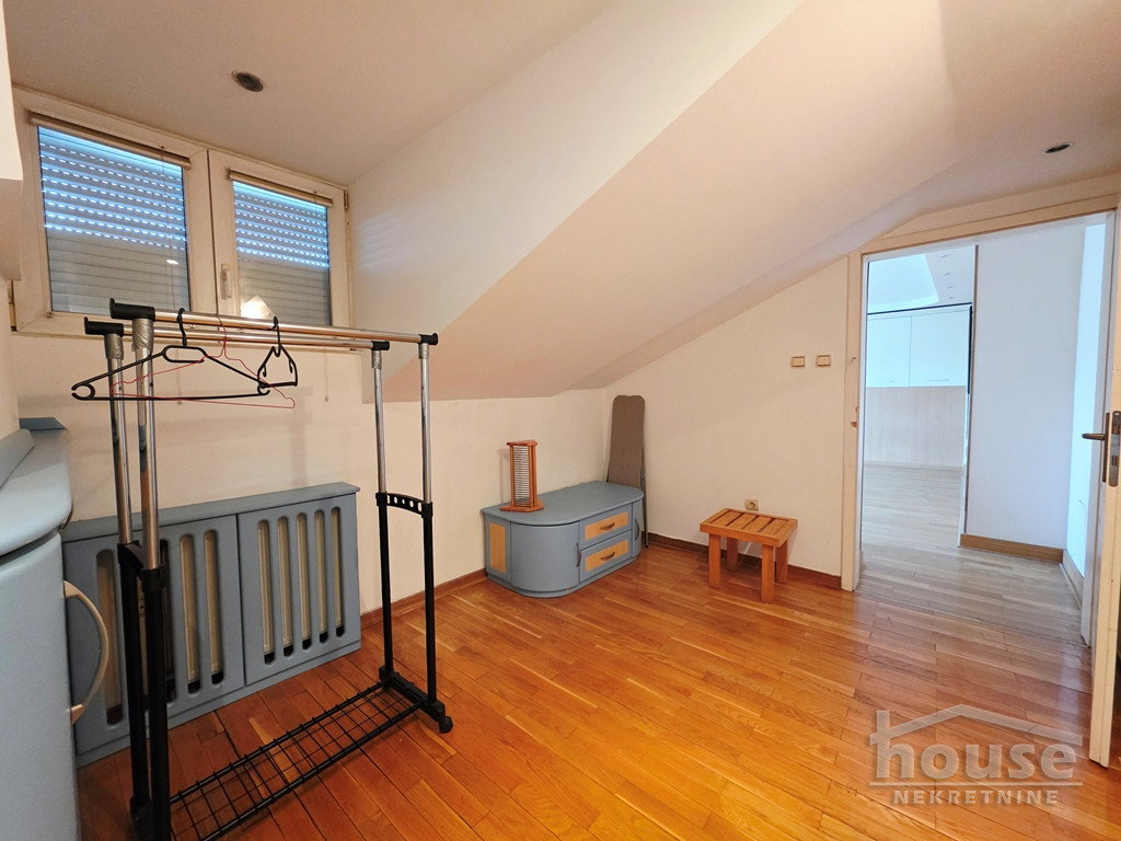 Četvoroiposoban stan na prodaju, Bulevar Oslobođenja, Novi Sad, 145m², 5. sprat, 246.500 €