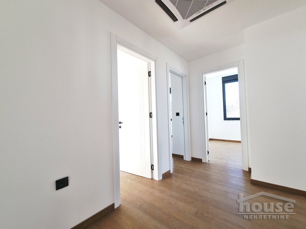 stanovi-4-5-re-telep-1098092-ovh3p Četvoroiposoban stan na prodaju, Telep, Novi Sad, 135m², 360.000 €