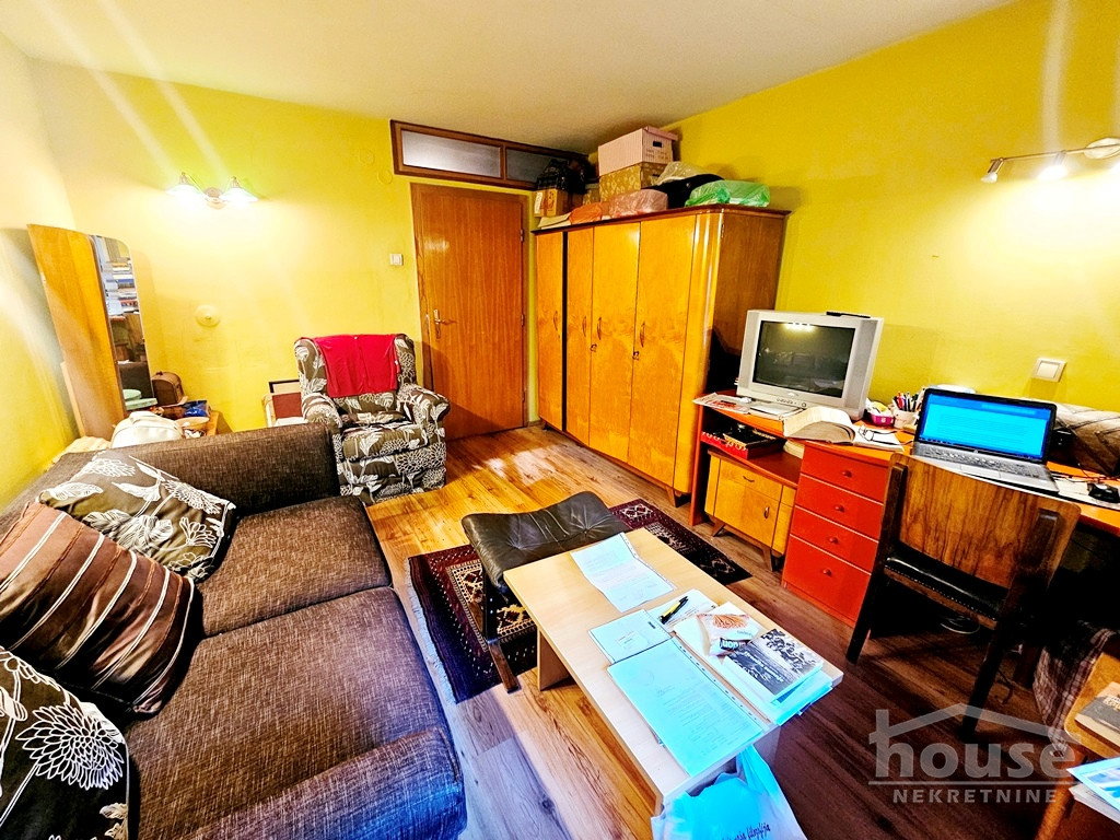 stanovi-4-5-vp-centar-1064142-idtak Četvoroiposoban stan na prodaju, Centar, Novi Sad, 115m², 402.500 €