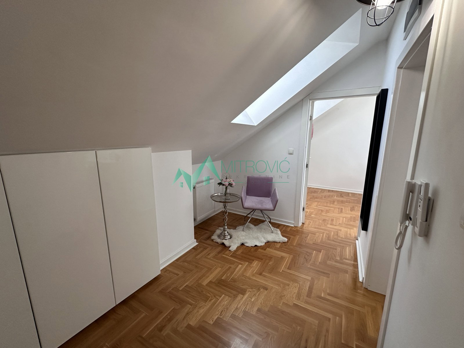 Četvorosoban stan na prodaju, Telep, Novi Sad, 94m², 266.770 €