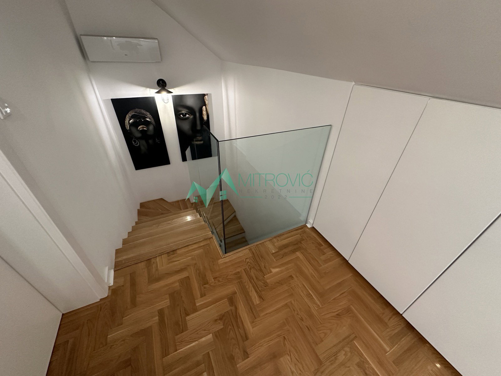 Četvorosoban stan na prodaju, Telep, Novi Sad, 94m², 266.770 €