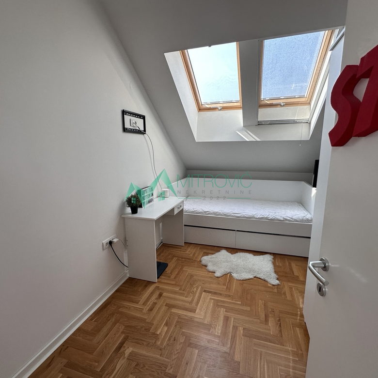 Četvorosoban stan na prodaju, Telep, Novi Sad, 94m², 266.770 €