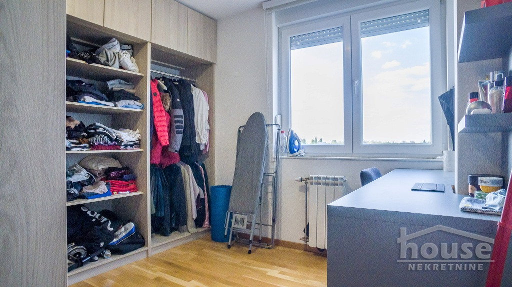 Četvorosoban stan na prodaju, Bulevar Patrijarha Pavla, Novi Sad, 172m², 451.000 €