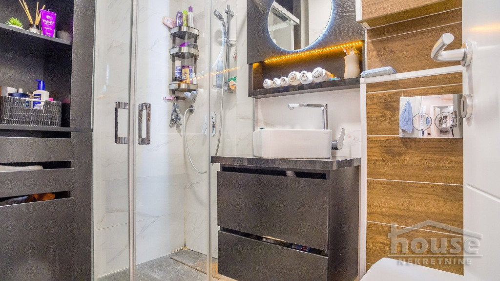 Četvorosoban stan na prodaju, Bulevar Patrijarha Pavla, Novi Sad, 172m², 451.000 €