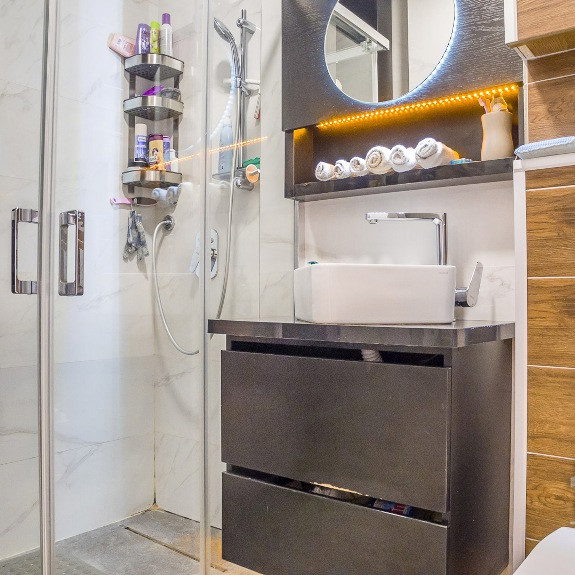 Četvorosoban stan na prodaju, Bulevar Patrijarha Pavla, Novi Sad, 172m², 451.000 €