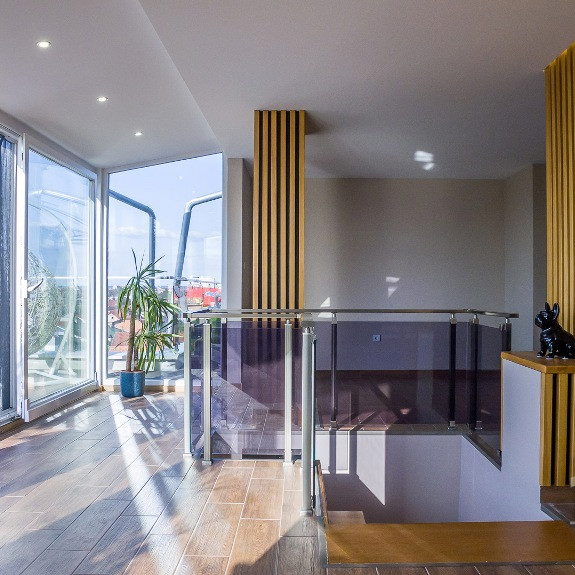 Četvorosoban stan na prodaju, Bulevar Patrijarha Pavla, Novi Sad, 172m², 451.000 €