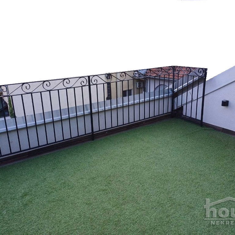 Četvorosoban stan na prodaju, Centar, Novi Sad, 85m², 1. sprat, 460.000 €
