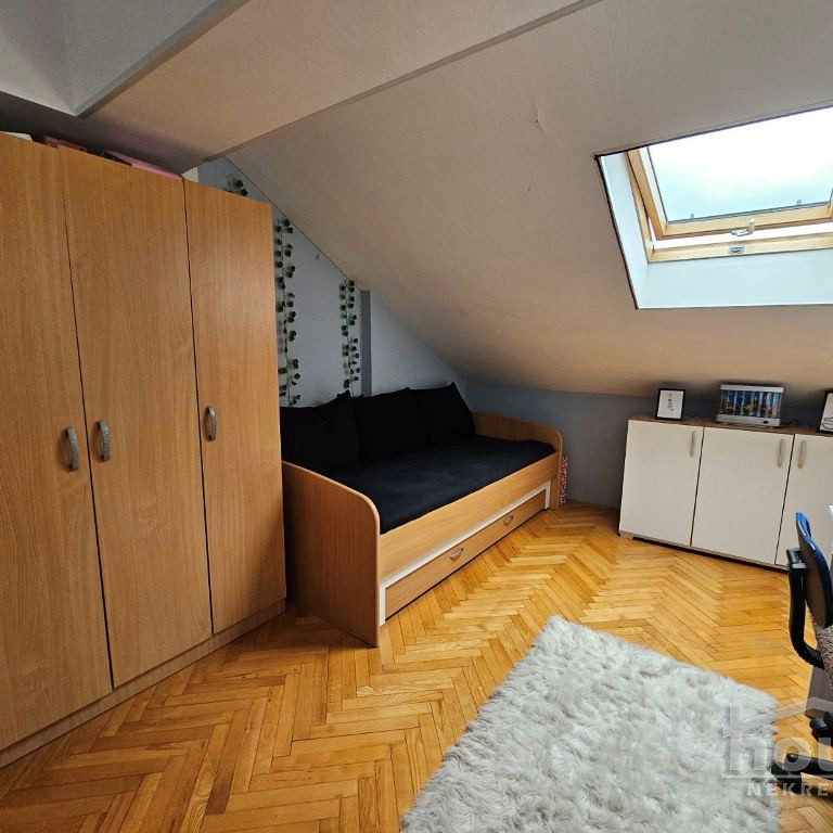 Četvorosoban stan na prodaju, Centar, Novi Sad, 91m², 3. sprat, 239.000 €