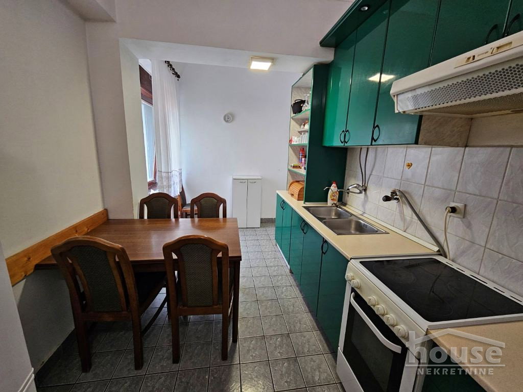 stanovi-4-dx-centar-1100505-qu3lz Četvorosoban stan na prodaju, Centar, Novi Sad, 91m², 3. sprat, 239.000 €