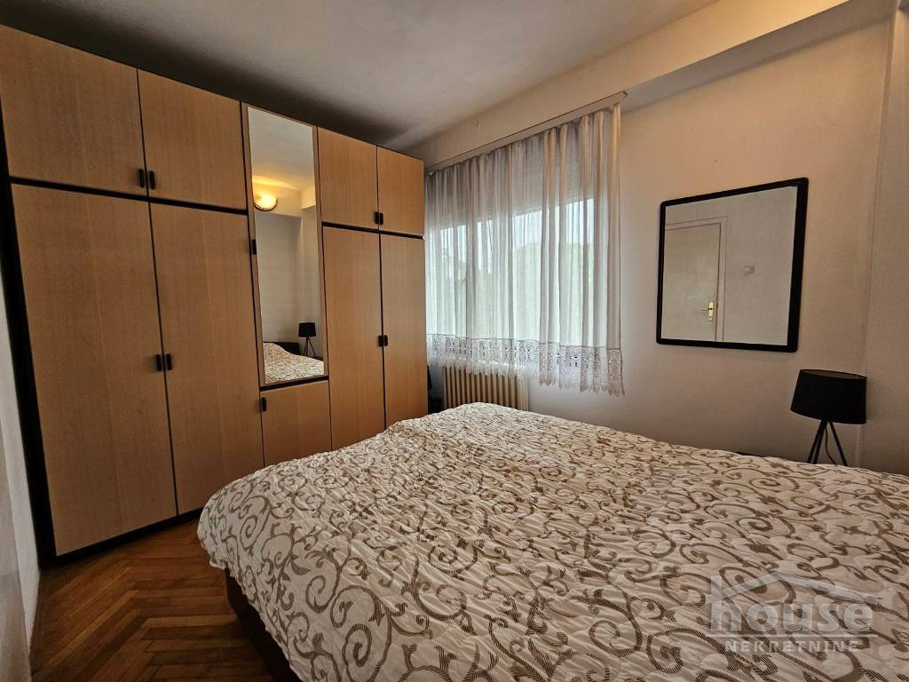 stanovi-4-dx-centar-1100505-vjrxl Četvorosoban stan na prodaju, Centar, Novi Sad, 91m², 3. sprat, 239.000 €