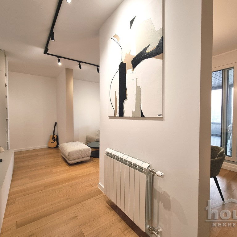 Četvorosoban stan na prodaju, Centar, Novi Sad, 103m², 300.000 €