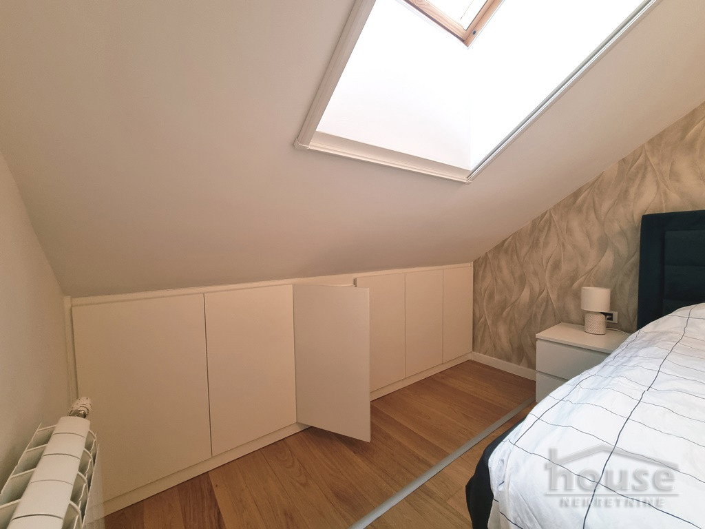Četvorosoban stan na prodaju, Centar, Novi Sad, 103m², 300.000 €