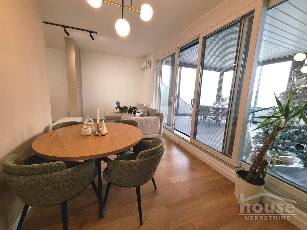 Četvorosoban stan na prodaju, Centar, Novi Sad, 103m², 300.000 €