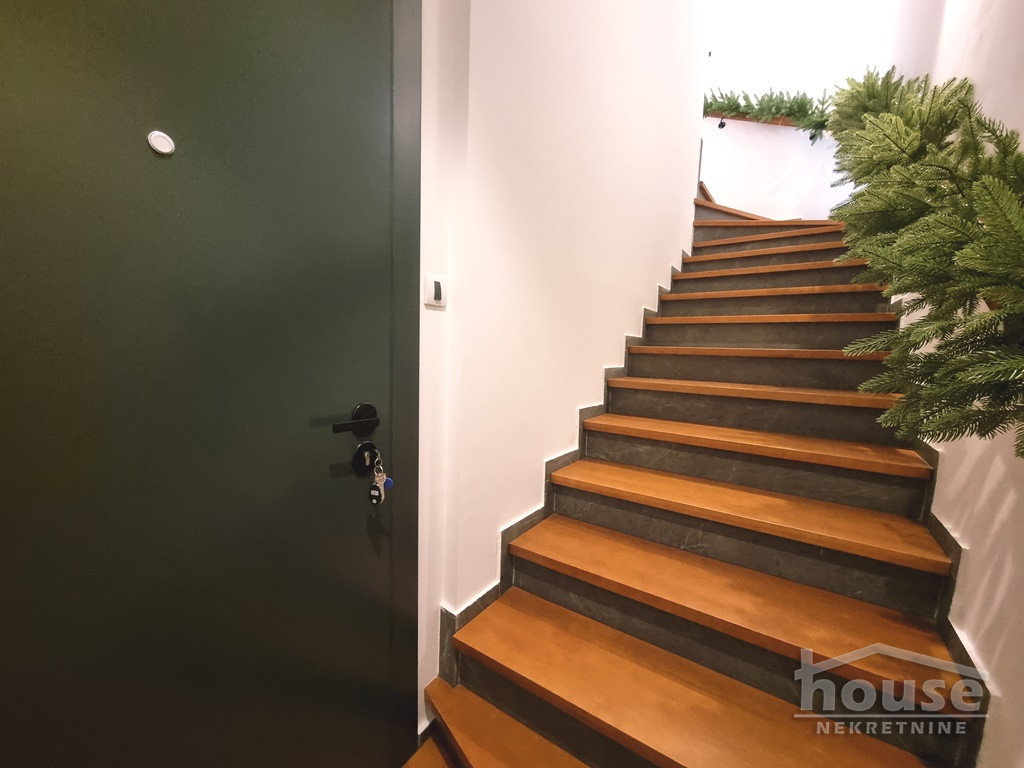 Četvorosoban stan na prodaju, Centar, Novi Sad, 103m², 300.000 €