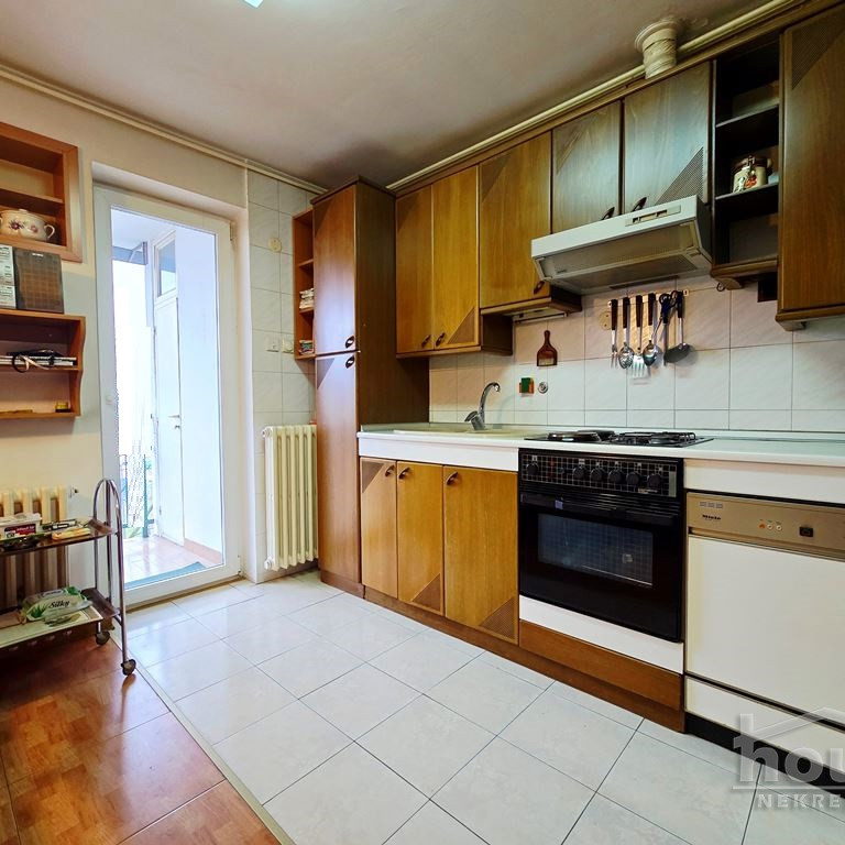Stan Prodaja Novi Sad  141 m2