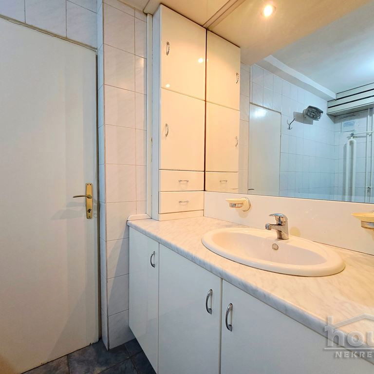 Četvorosoban stan na prodaju, Grbavica, Novi Sad, 141m², 4. sprat, 325.000 €