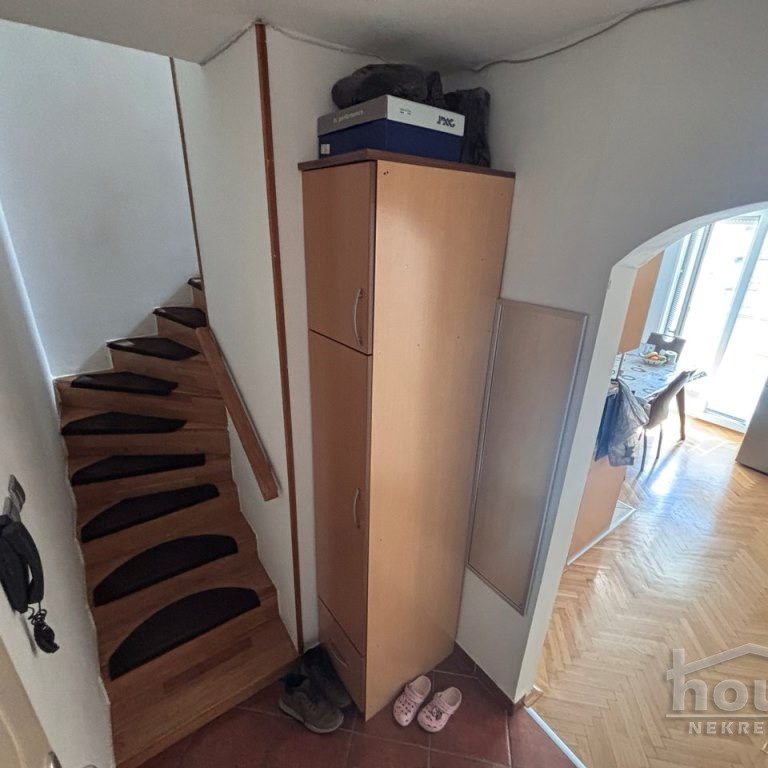 Četvorosoban stan na prodaju, Cara Dušana, Novi Sad, 48m², 5. sprat, 120.000 €