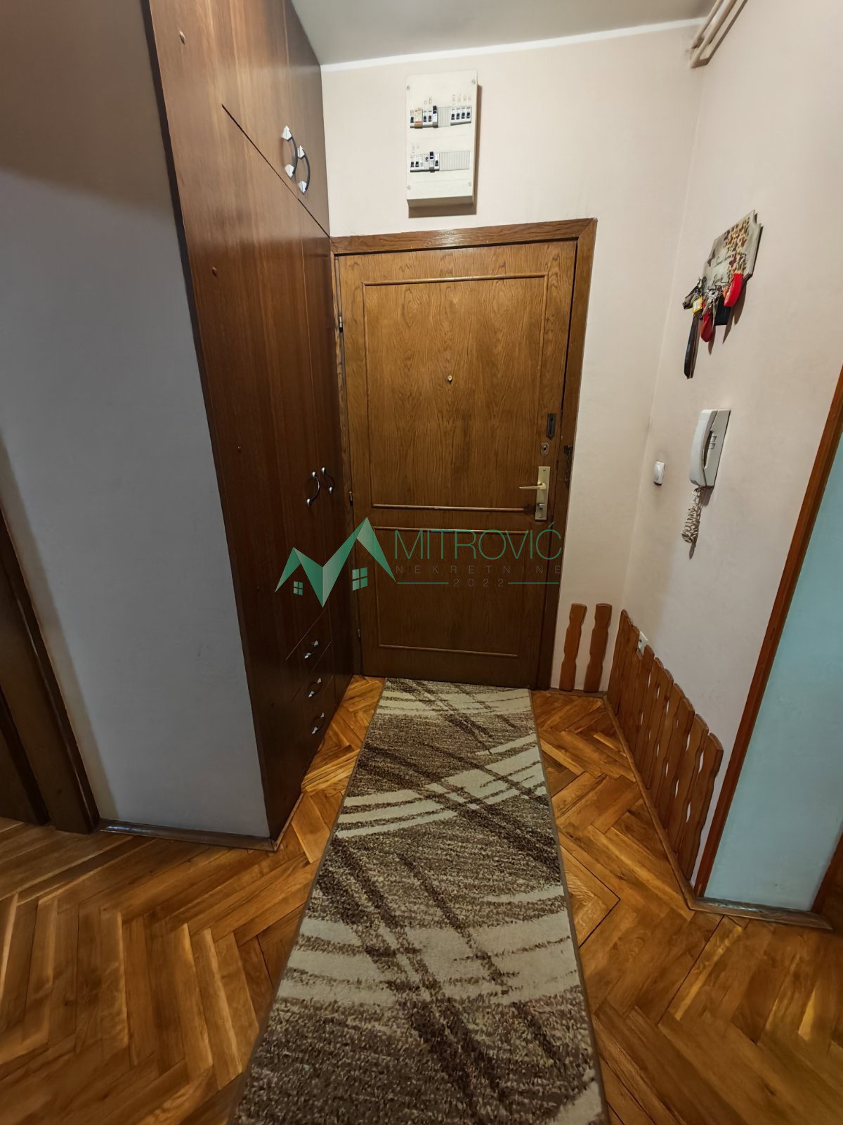 Četvorosoban stan na prodaju, Novo Naselje, Novi Sad, 87m², 185.400 €