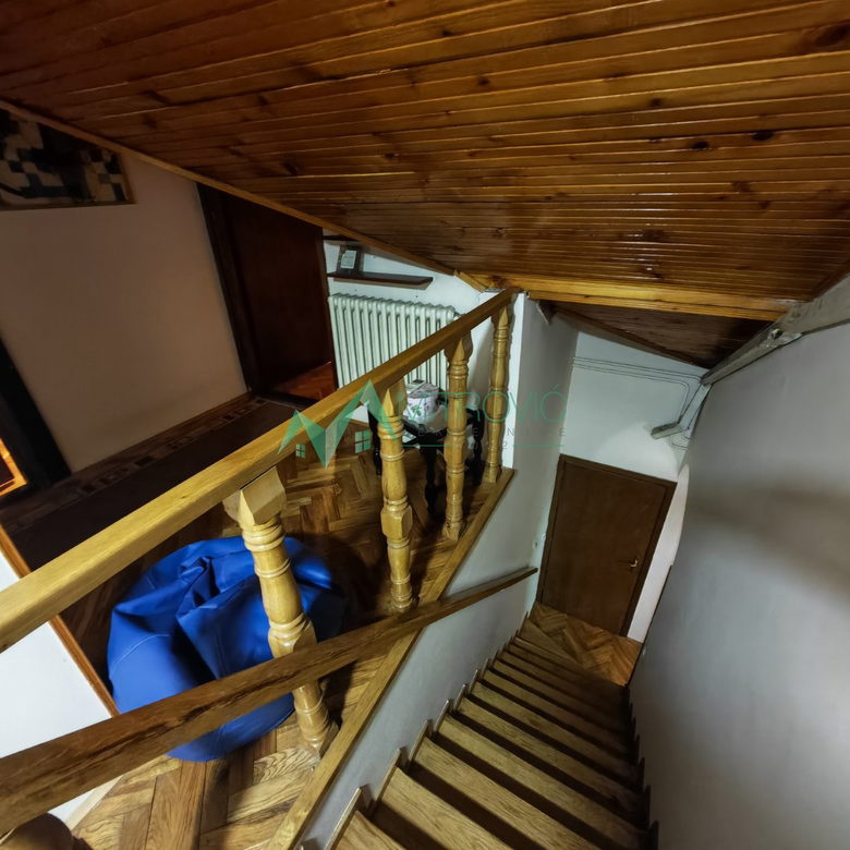Četvorosoban stan na prodaju, Novo Naselje, Novi Sad, 87m², 185.400 €
