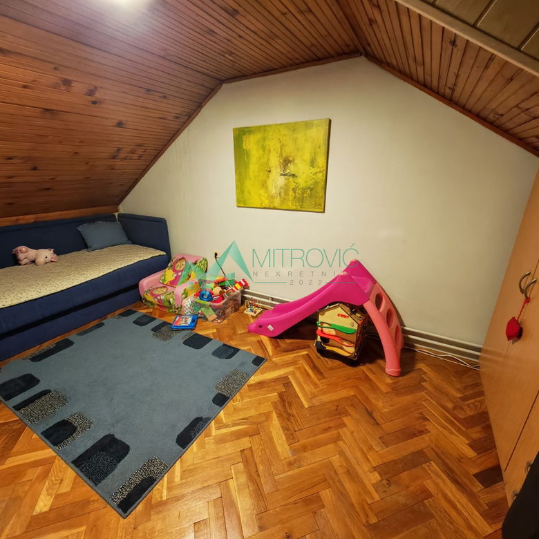 Četvorosoban stan na prodaju, Novo Naselje, Novi Sad, 87m², 185.400 €