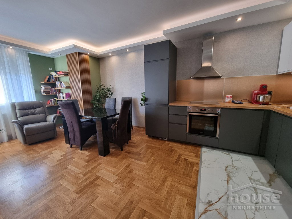 Stan Prodaja Novi Sad  86 m2