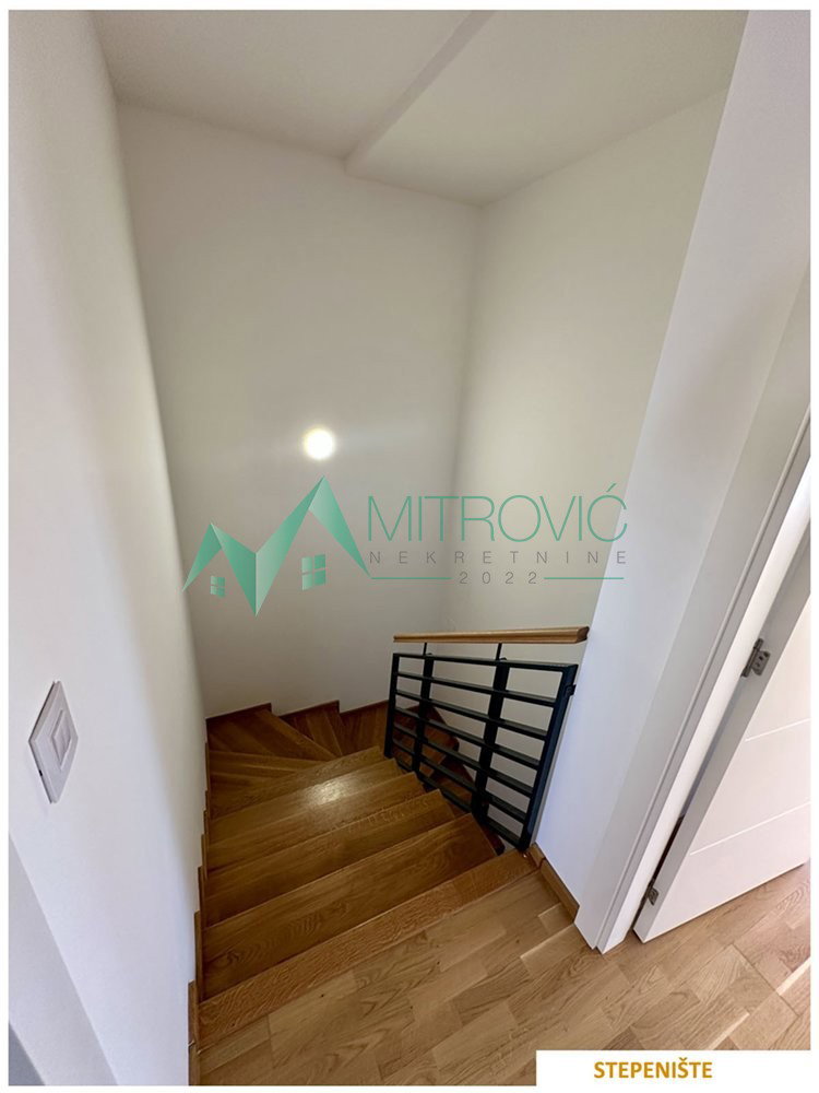 stanovi-4-dx-telep-1002506-4sax8 Četvorosoban stan na prodaju, Telep, Novi Sad, 113m², 232.780 €