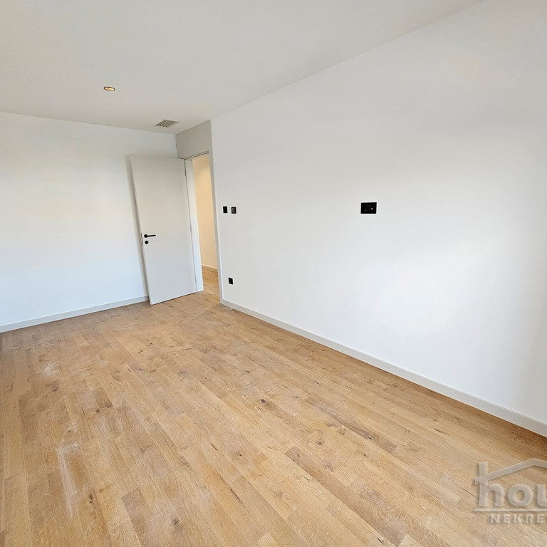 Petosoban stan na prodaju, Telep, Novi Sad, 194m², 2. sprat, 648.900 €