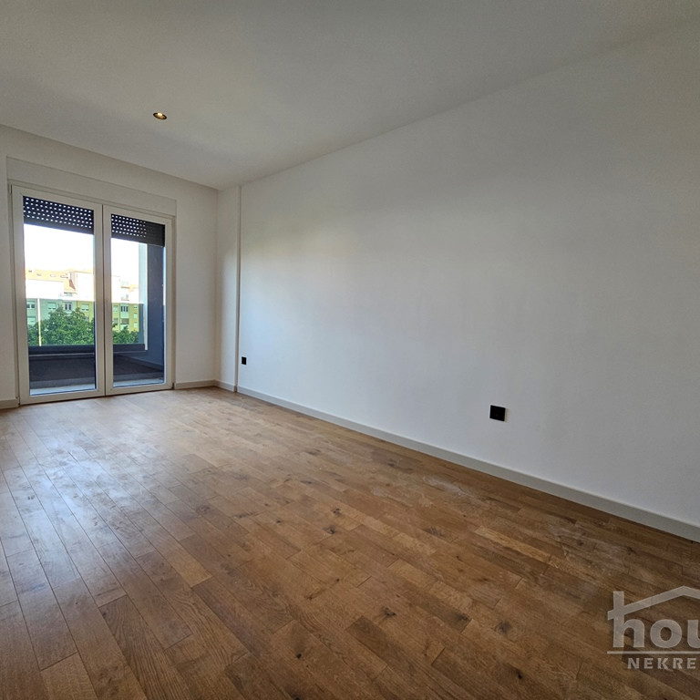 Petosoban stan na prodaju, Telep, Novi Sad, 194m², 2. sprat, 648.900 €