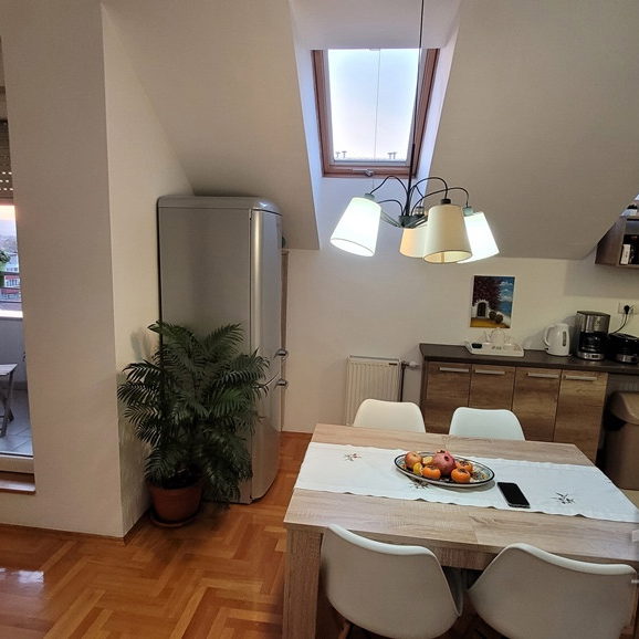 Stan Prodaja Novi Sad  77 m2