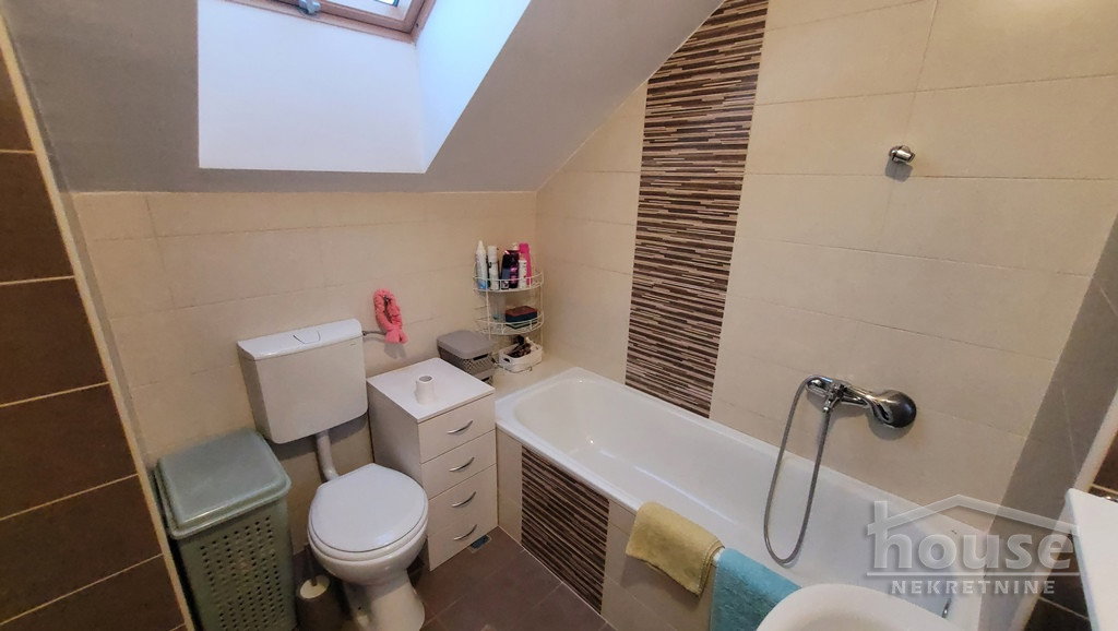 stanovi-4-dx-telep-1099365-ebobp Četvorosoban stan na prodaju, Bulevar Patrijarha Pavla, Novi Sad, 77m², 4. sprat, 179.220 €