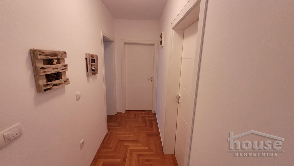 stanovi-4-dx-telep-1099365-xsrwt Četvorosoban stan na prodaju, Bulevar Patrijarha Pavla, Novi Sad, 77m², 4. sprat, 179.220 €
