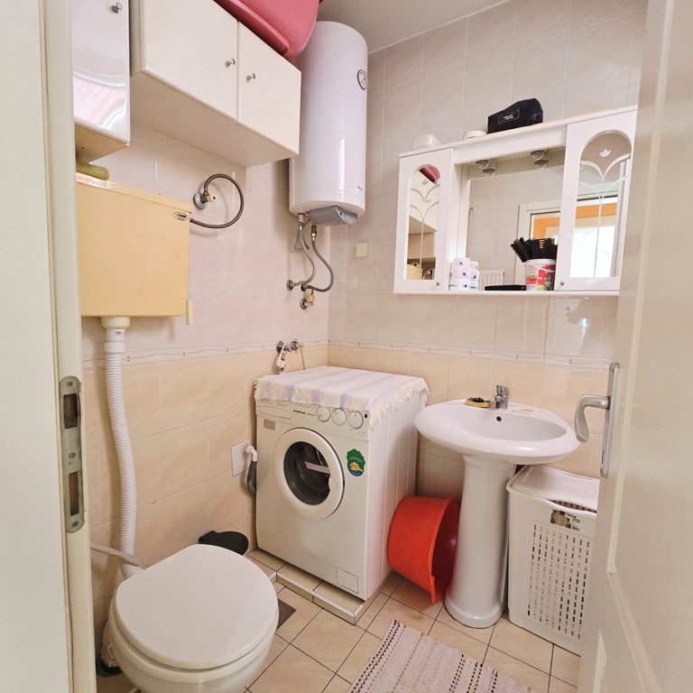 Troiposoban stan na prodaju, Veternik, Novi Sad, 86m², 145.000 €