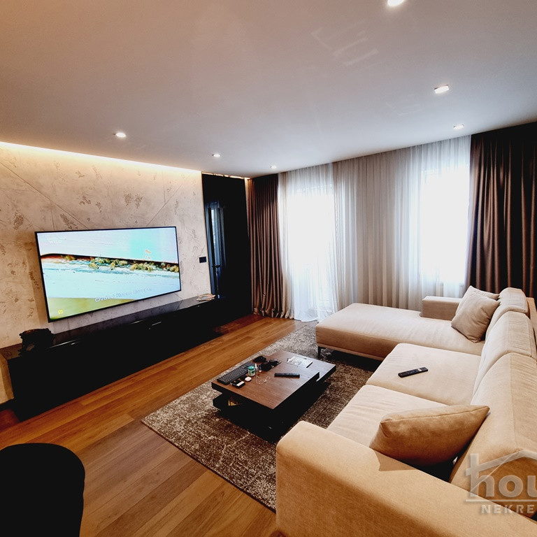 Stan Prodaja Novi Sad  122 m2