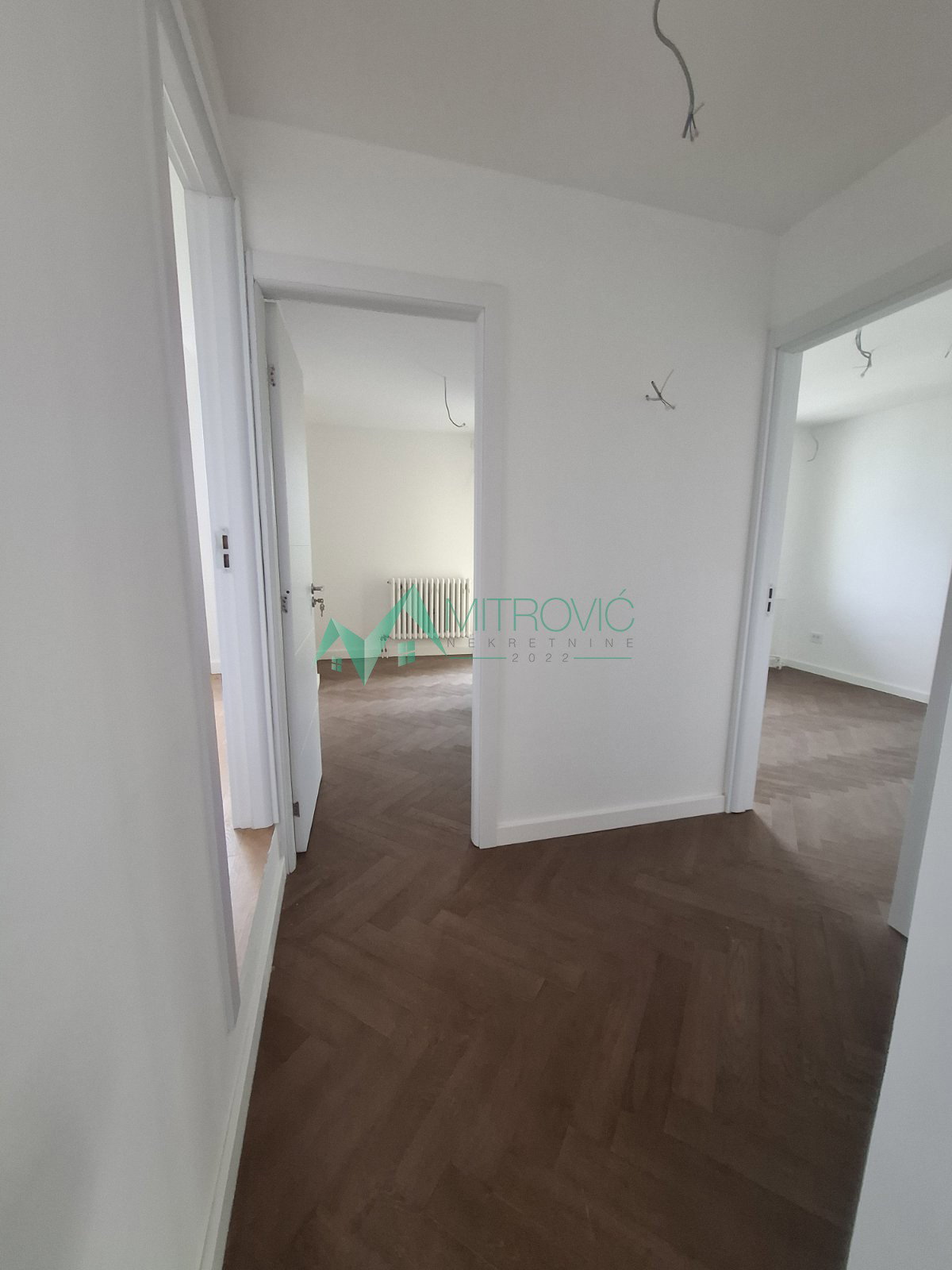 Stan Prodaja Novi Sad  100 m2