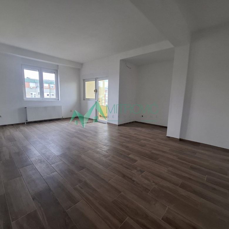 Četvorosoban stan na prodaju, Liman 4, Novi Sad, 100m², 319.300 €