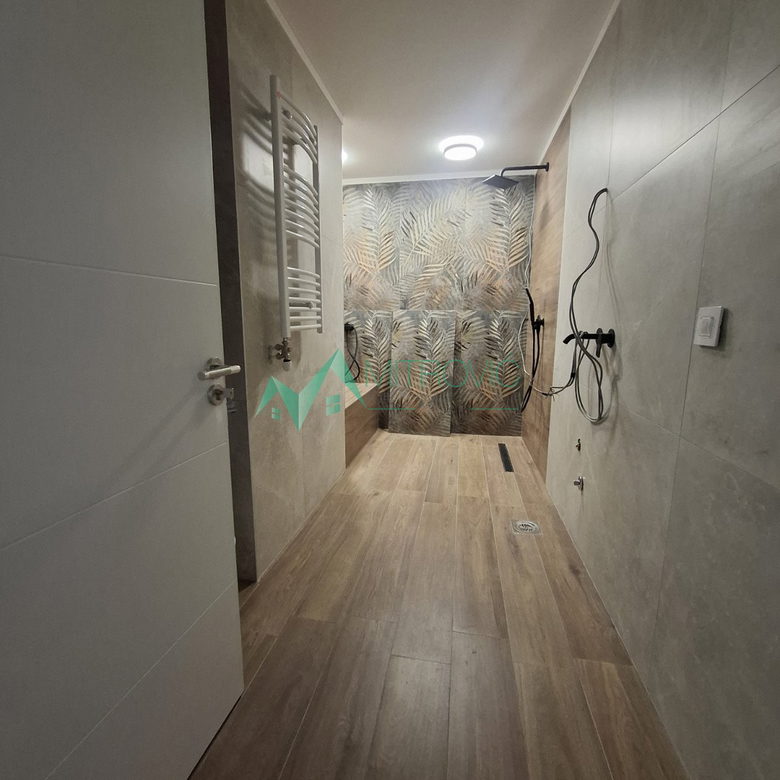 Četvorosoban stan na prodaju, Liman 4, Novi Sad, 100m², 319.300 €