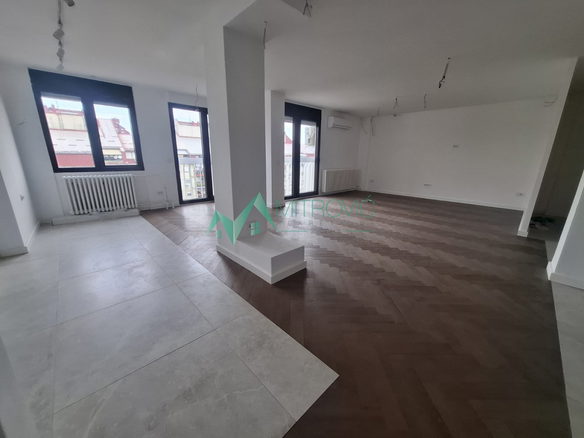 Stan Prodaja Novi Sad  100 m2