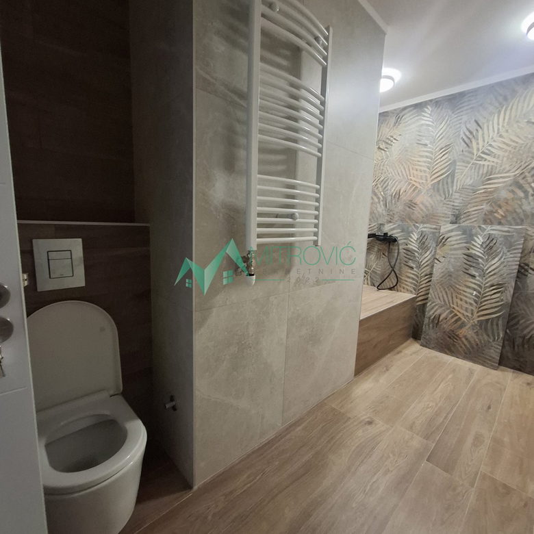 Četvorosoban stan na prodaju, Liman 4, Novi Sad, 100m², 319.300 €