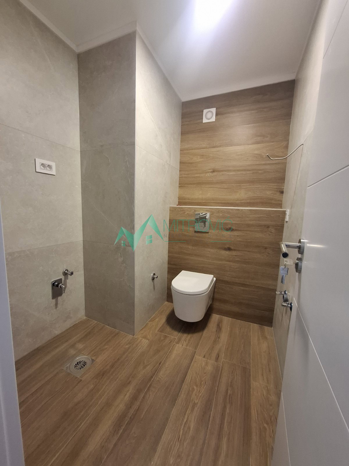 Četvorosoban stan na prodaju, Liman 4, Novi Sad, 100m², 319.300 €