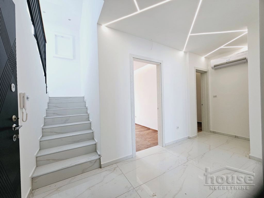 Četvorosoban stan na prodaju, Popovica, Novi Sad, 133m², 450.000 €