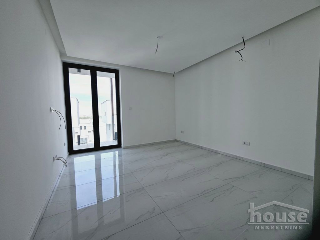 Četvorosoban stan na prodaju, Popovica, Novi Sad, 133m², 450.000 €